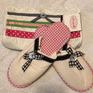 Carleen Powell slipper set